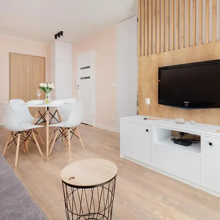 Osiedle Latarnikow With Parking By Renters 아파트 그단스크