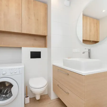 Osiedle Latarnikow With Parking By Renters *