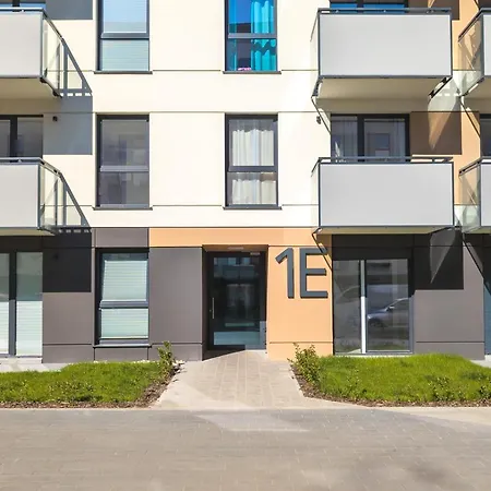 Osiedle Latarnikow With Parking By Renters *